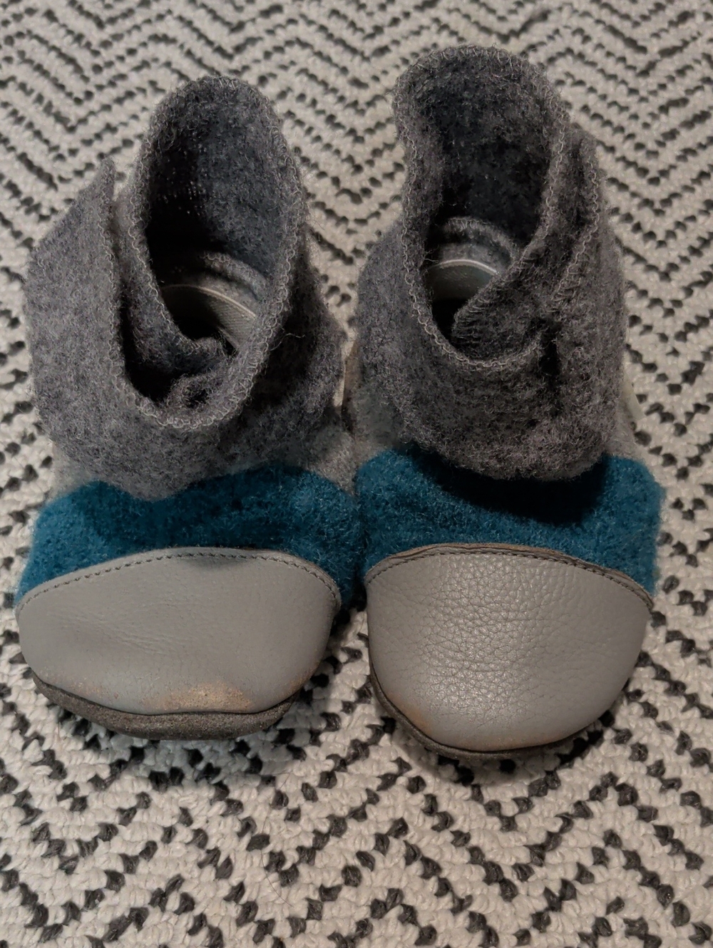 Kids Grey and Teal Soft Sole Slippers